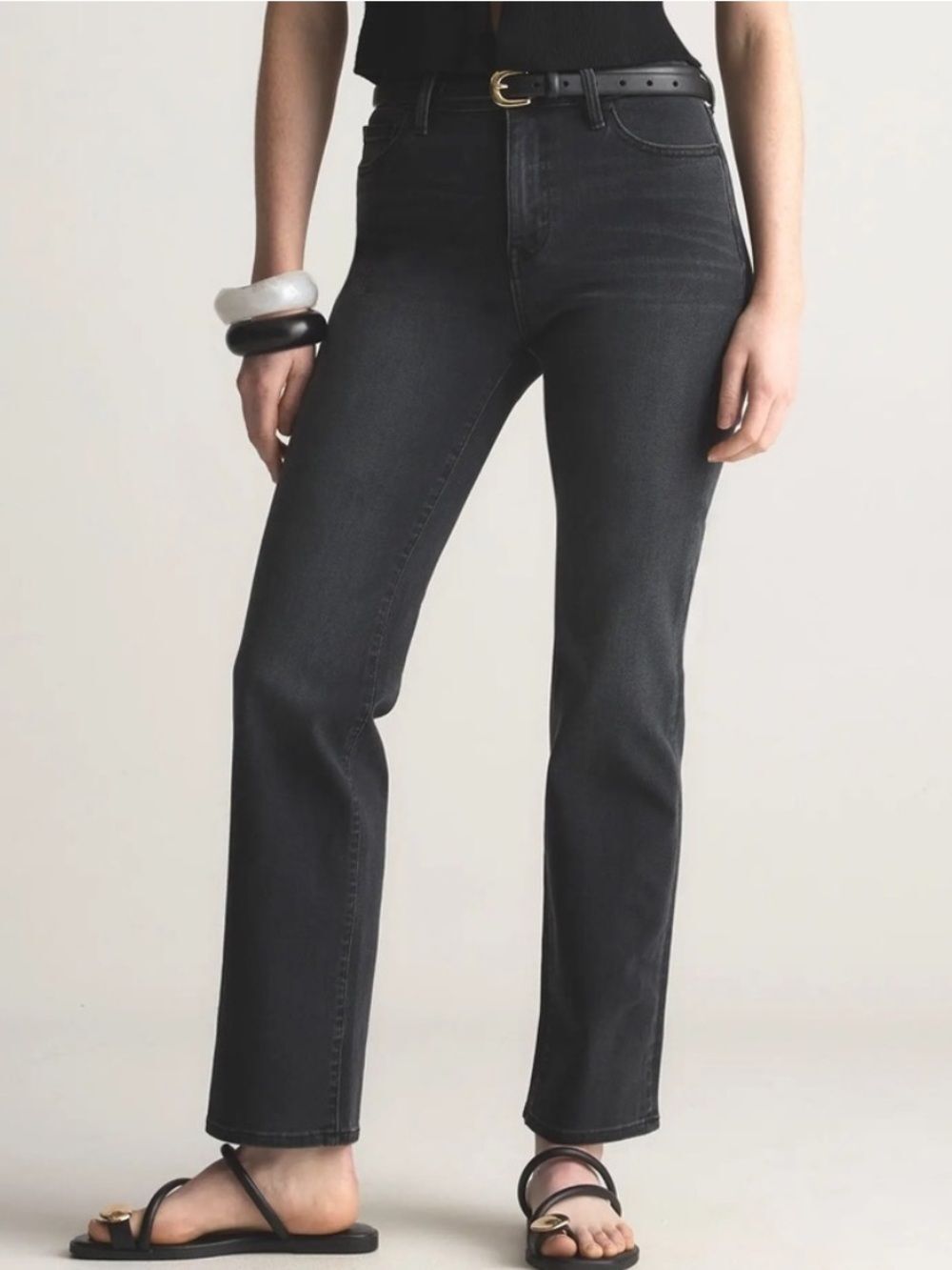 Quince Bella Stretch Straight Jeans Faded Black Womens 31